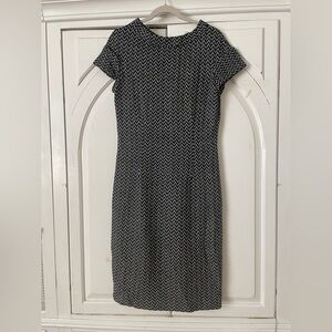 St. John women’s tweed black and white sheath midi short sleeve dress size 8